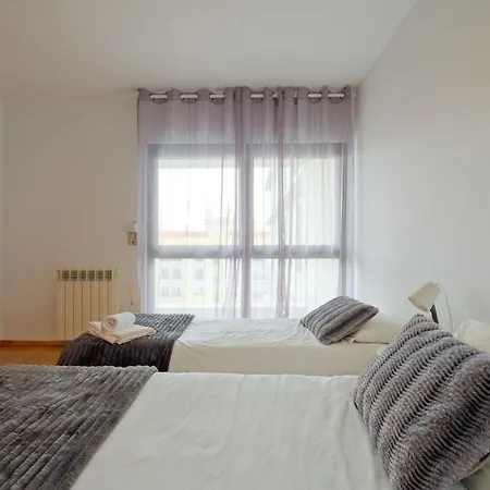 Apartment Bright & Modern Duplex With Terrace Telheiras