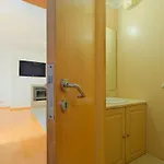 Bright & Modern Duplex With Terrace Telheiras * 리스본